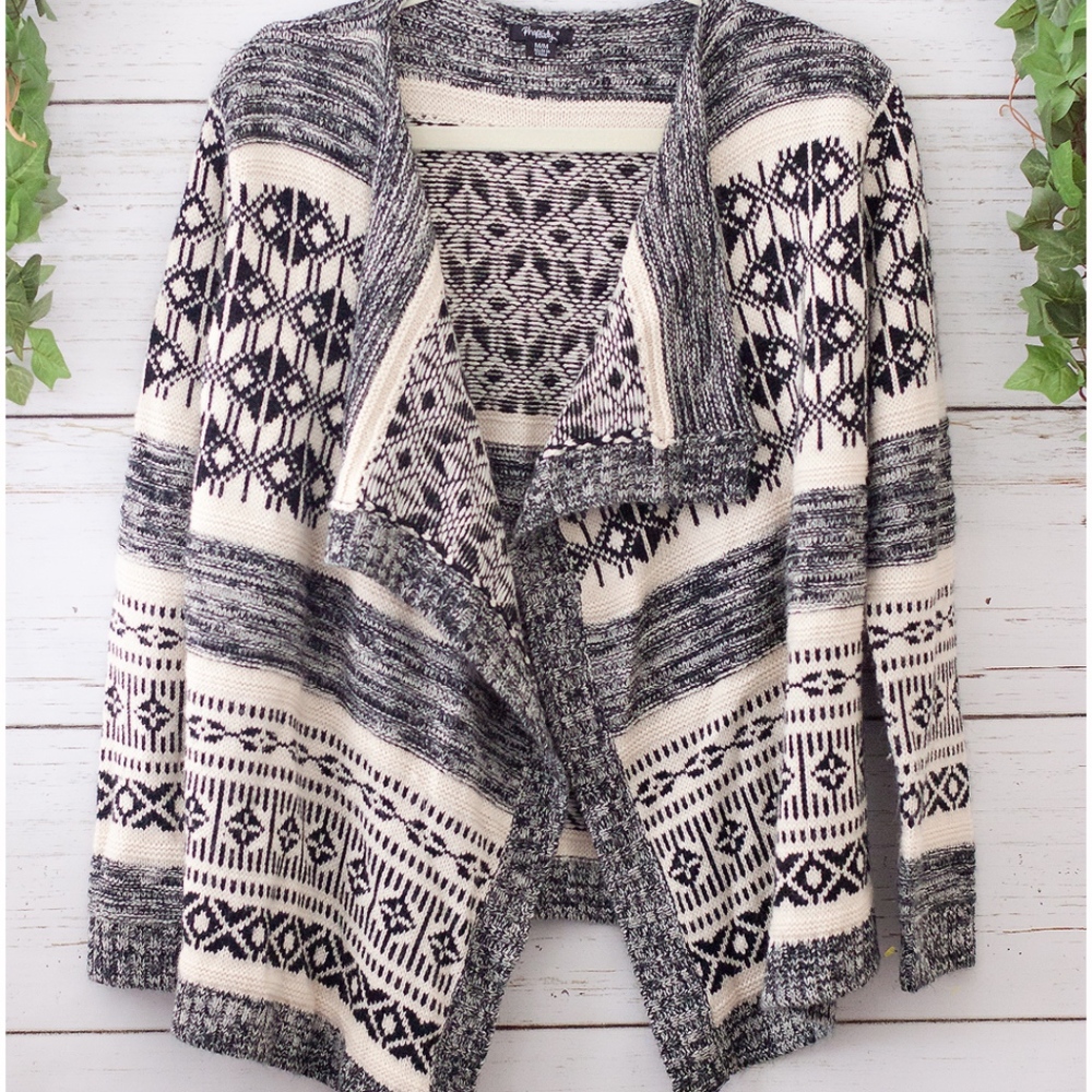 Rhapsody Boho Slouch Sweater Open Front Medium